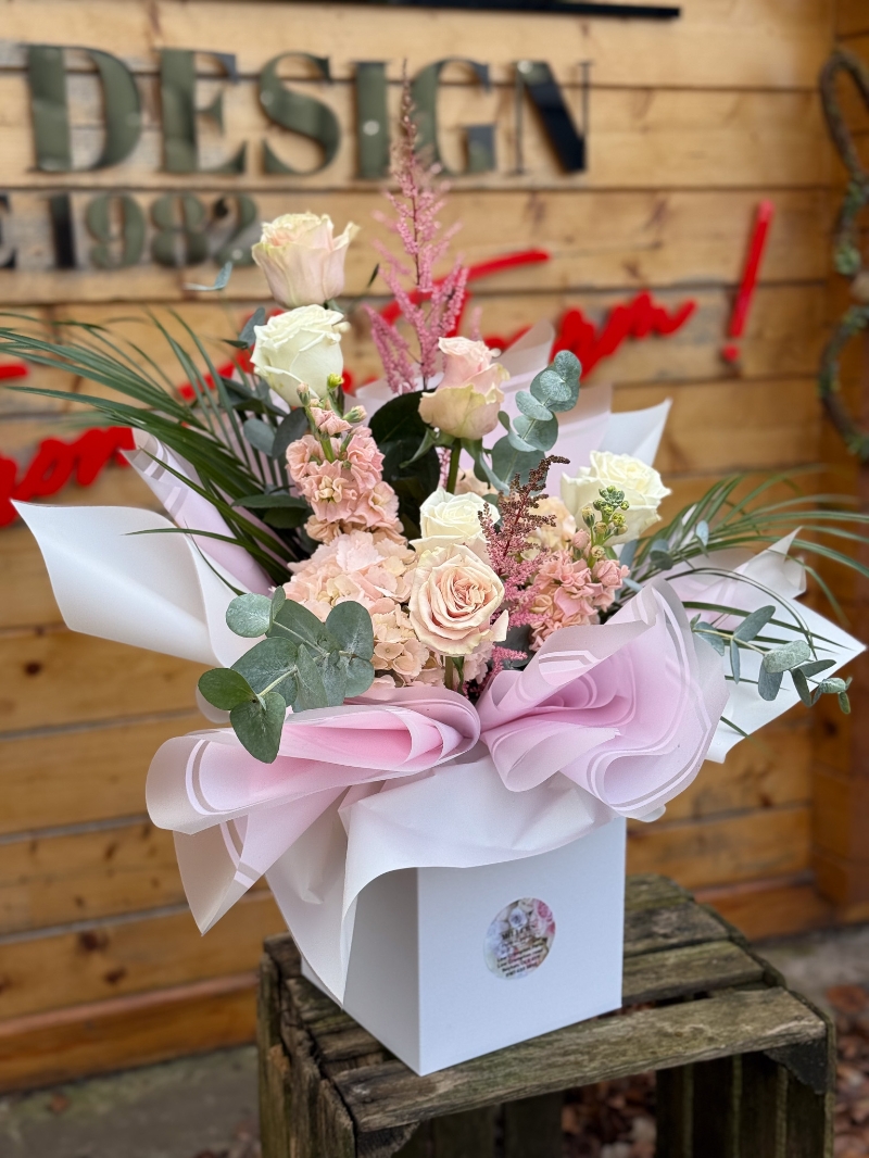 flower-bouquet-instagram-delivery-manchester-oldham