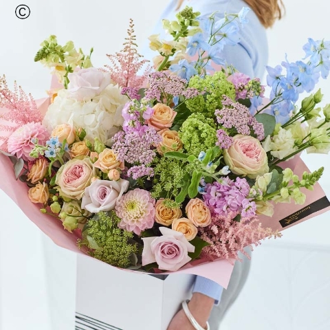 Grand Pastel Bouquet