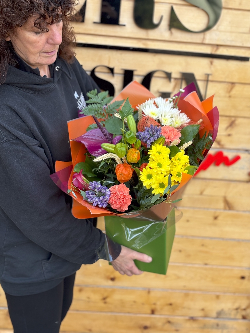 flower-bouquet-instagram-delivery-manchester-oldham