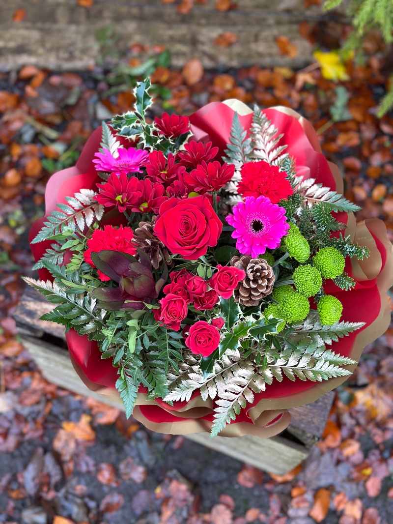 christmas-flower-bouquet-manchester-delivery-oldham