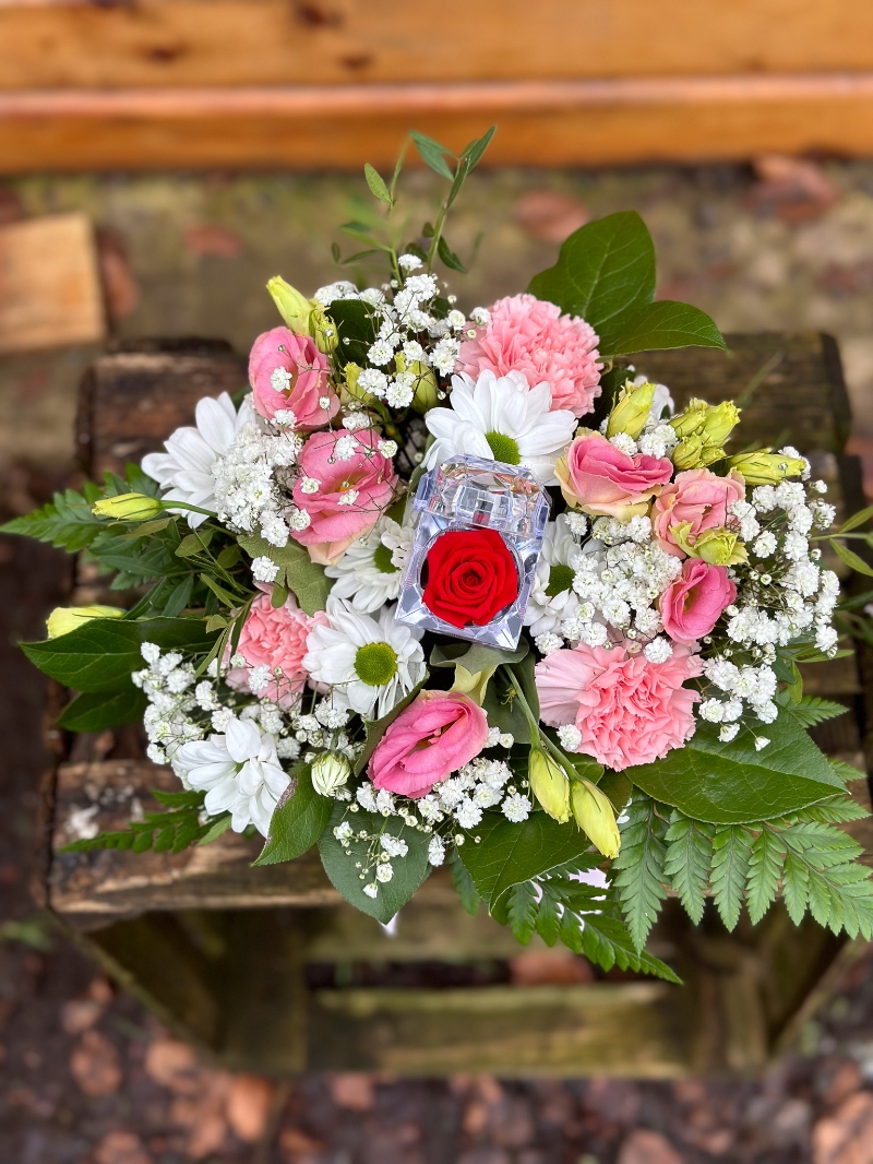 flower-bouquet-instagram-delivery-manchester-oldham