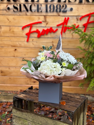 christmas-flower-bouquet-manchester-delivery-oldham