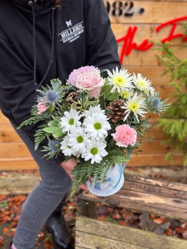 christmas-flower-bouquet-manchester-delivery-oldham