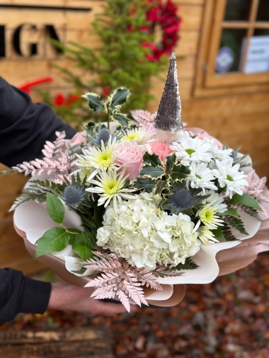 christmas-flower-bouquet-manchester-delivery-oldham